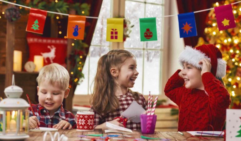 5 Easy Christmas Crafts for Preschoolers